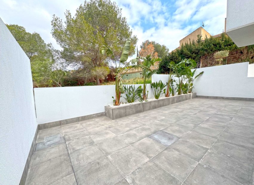 Resale - Villa - Torrevieia - Los Balcones