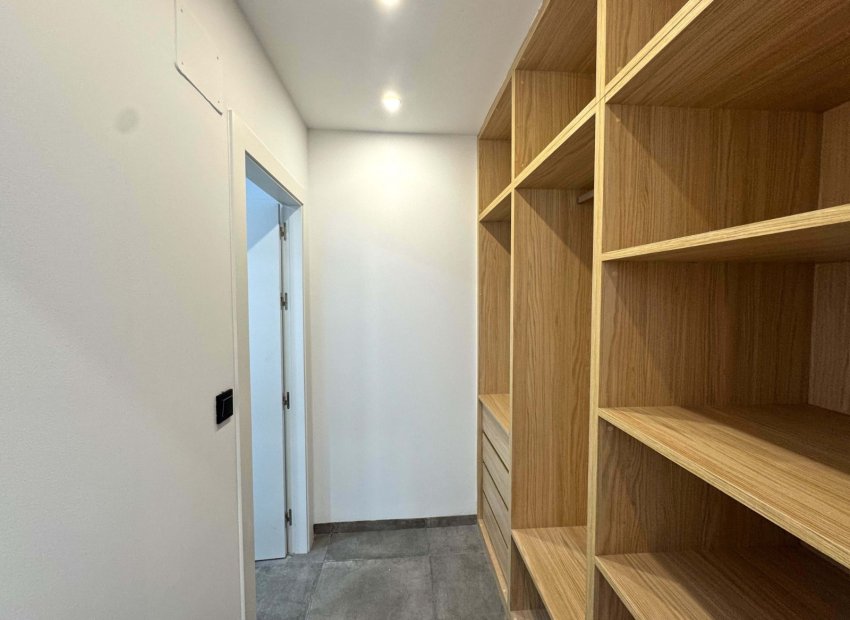 Resale - Villa - Torrevieia - Los Balcones