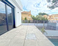 Resale - Villa - Torrevieia - Los Balcones