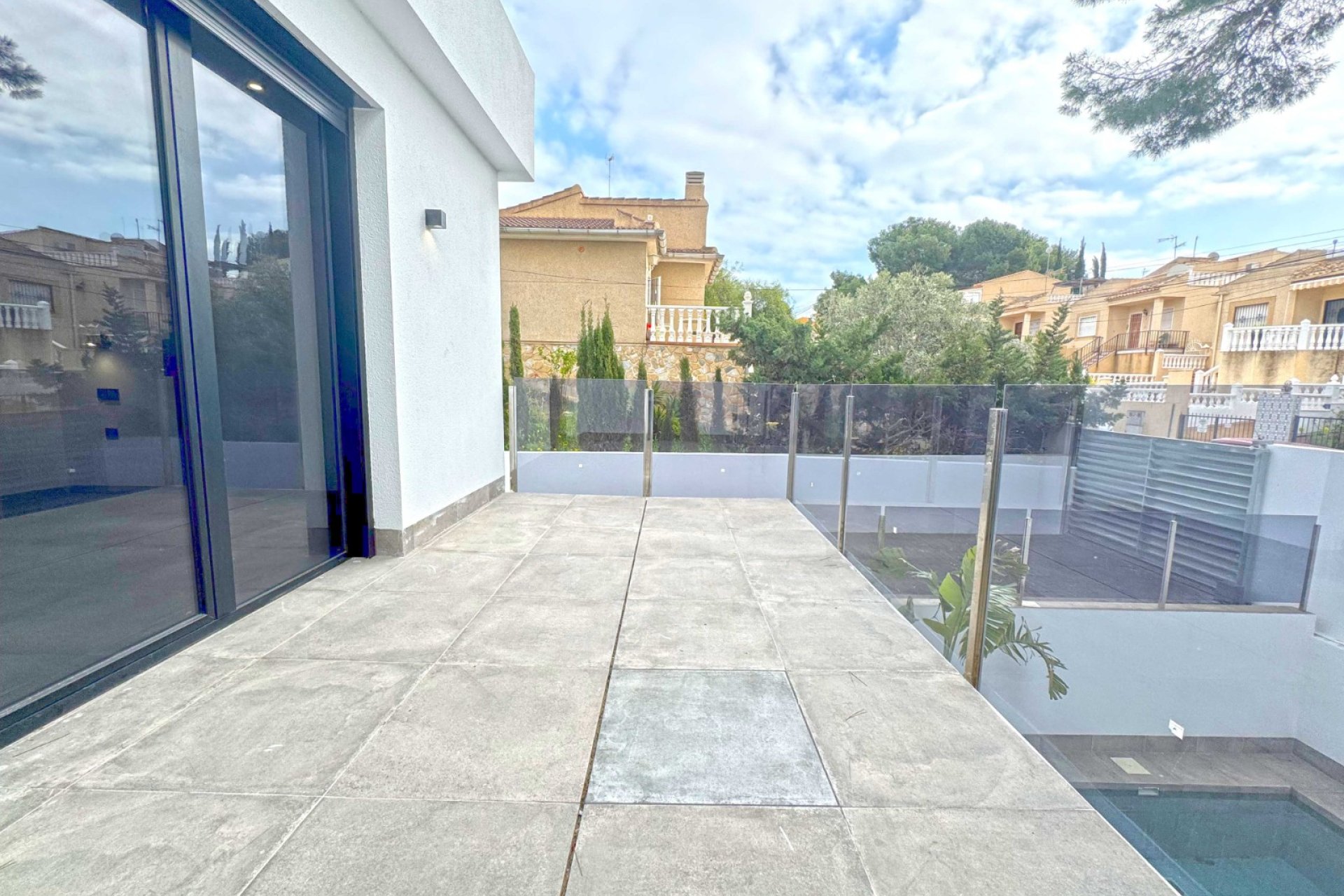 Resale - Villa - Torrevieia - Los Balcones