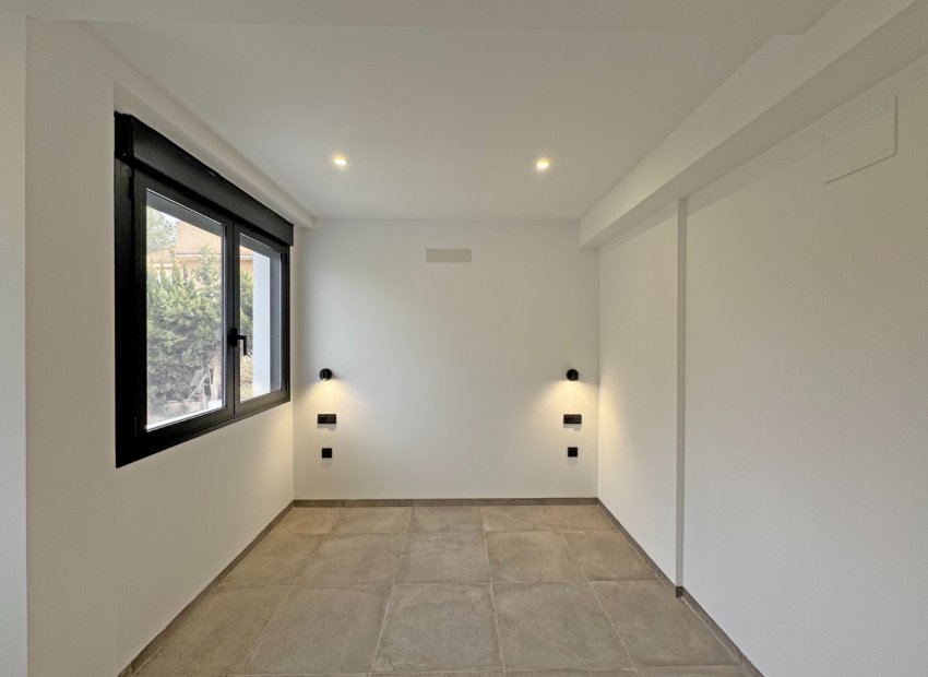 Resale - Villa - Torrevieia - Los Balcones