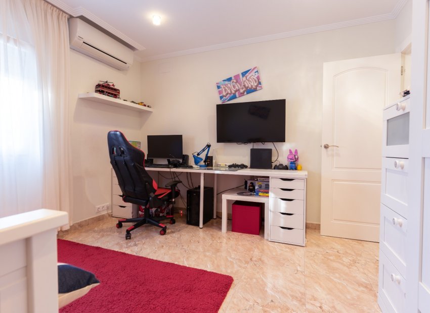 Resale - Villa - Torrevieia - Los Balcones