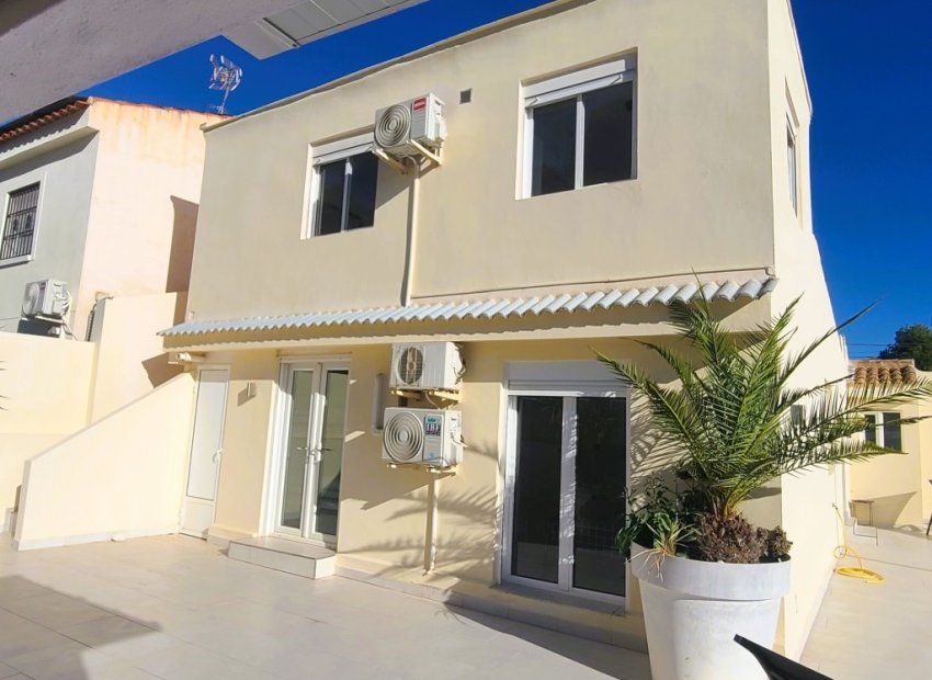 Resale - Villa - Torrevieia - Los Balcones