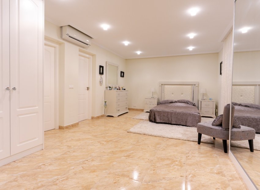 Resale - Villa - Torrevieia - Los Balcones