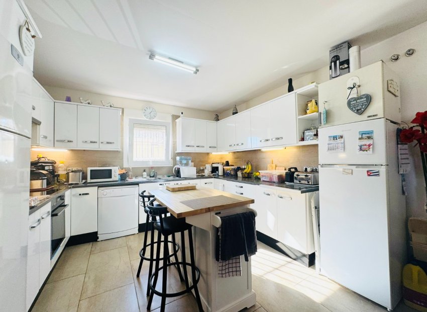 Resale - Villa - Torrevieia - Los Balcones