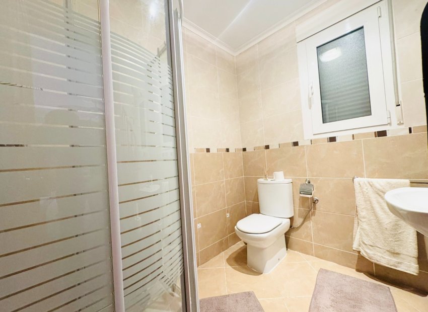 Resale - Villa - Torrevieia - Los Balcones