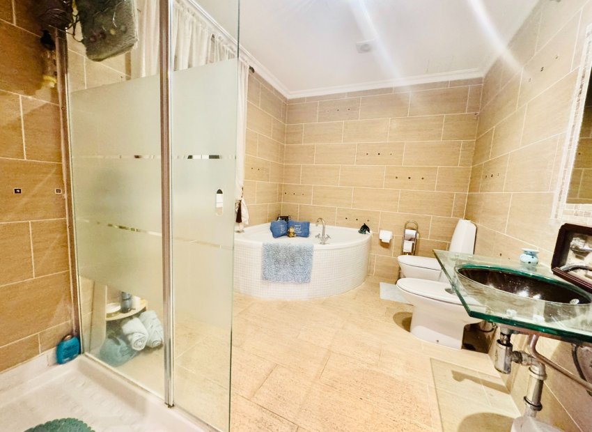 Resale - Villa - Torrevieia - Los Balcones