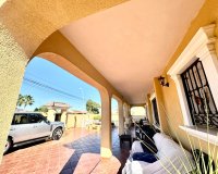 Resale - Villa - Torrevieia - Los Balcones