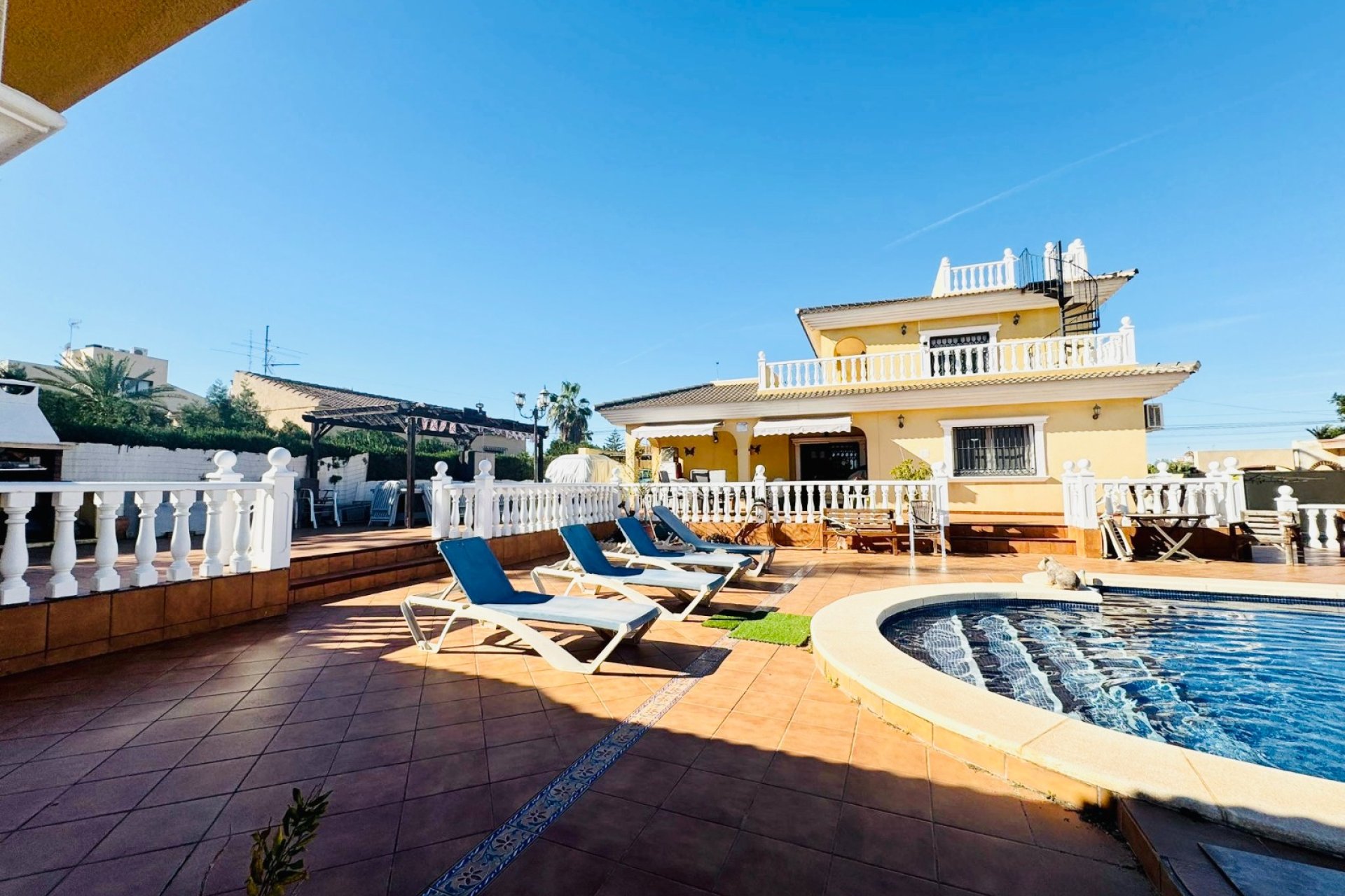 Resale - Villa - Torrevieia - Los Balcones