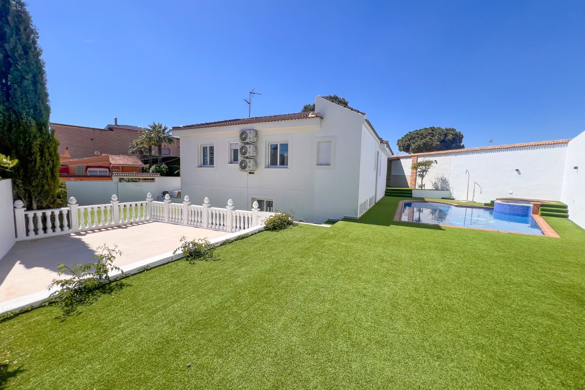 Resale - Villa - Torrevieia - Los Balcones