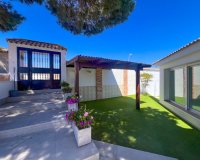 Resale - Villa - Torrevieia - Los Balcones