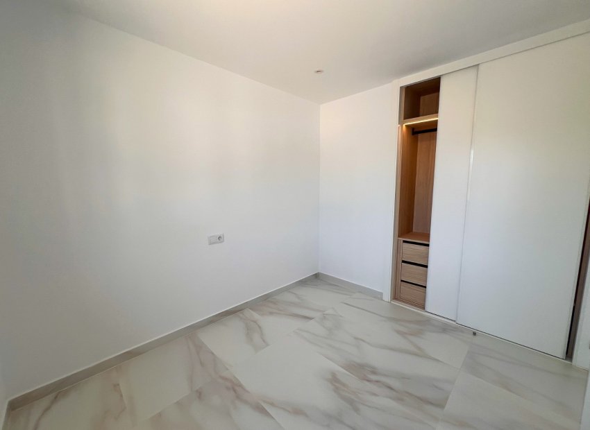 Resale - Villa - Torrevieia - Los Balcones