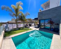 Resale - Villa - Torrevieia - Los Balcones