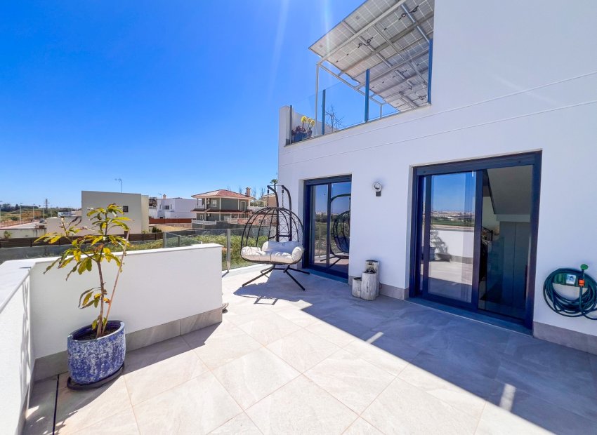 Resale - Villa - Torrevieia - Los Balcones