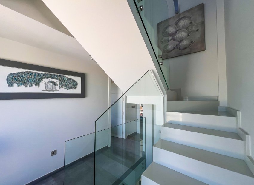 Resale - Villa - Torrevieia - Los Balcones