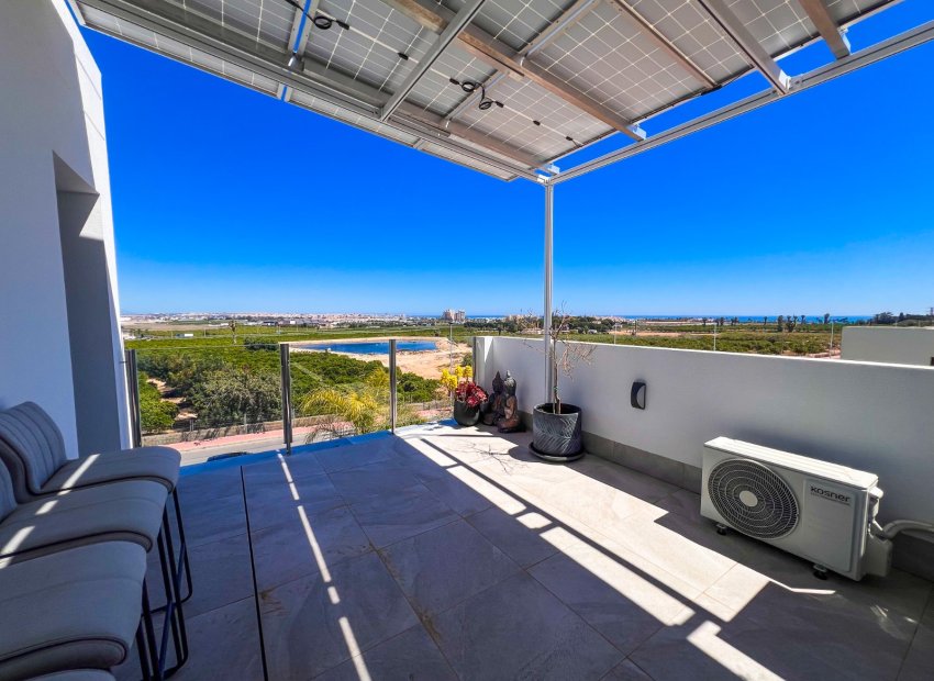 Resale - Villa - Torrevieia - Los Balcones
