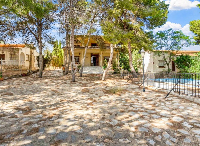 Resale - Villa - Torrevieia - Los Balcones