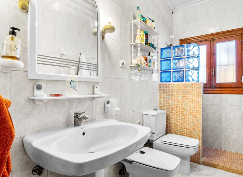 Resale - Villa - Torrevieia - Los Balcones