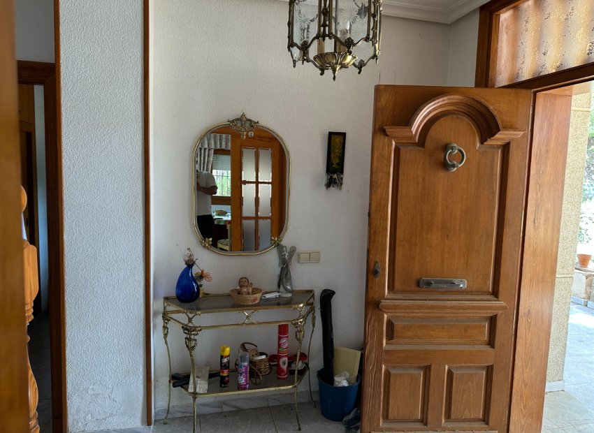 Resale - Villa - Torrevieia - Los Balcones