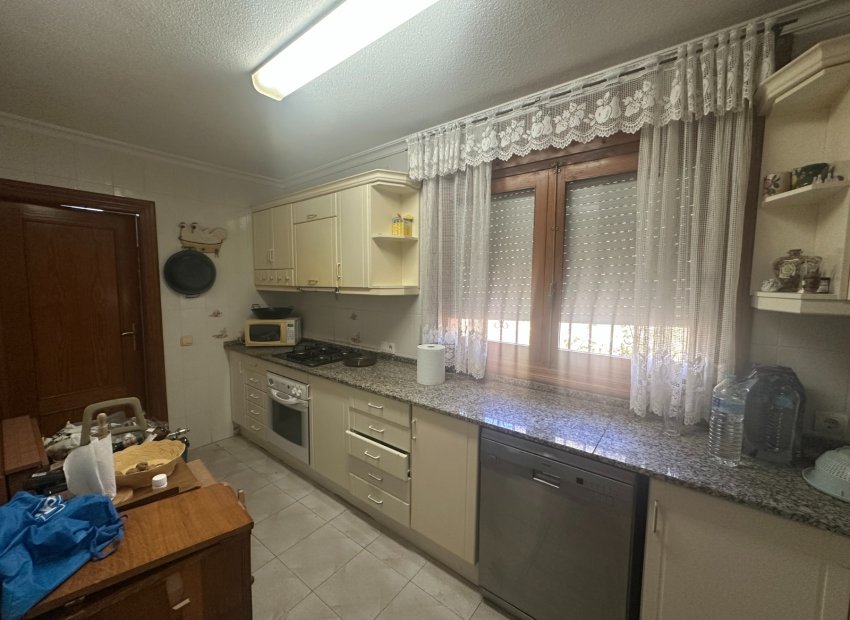 Resale - Villa - Torrevieia - Los Balcones