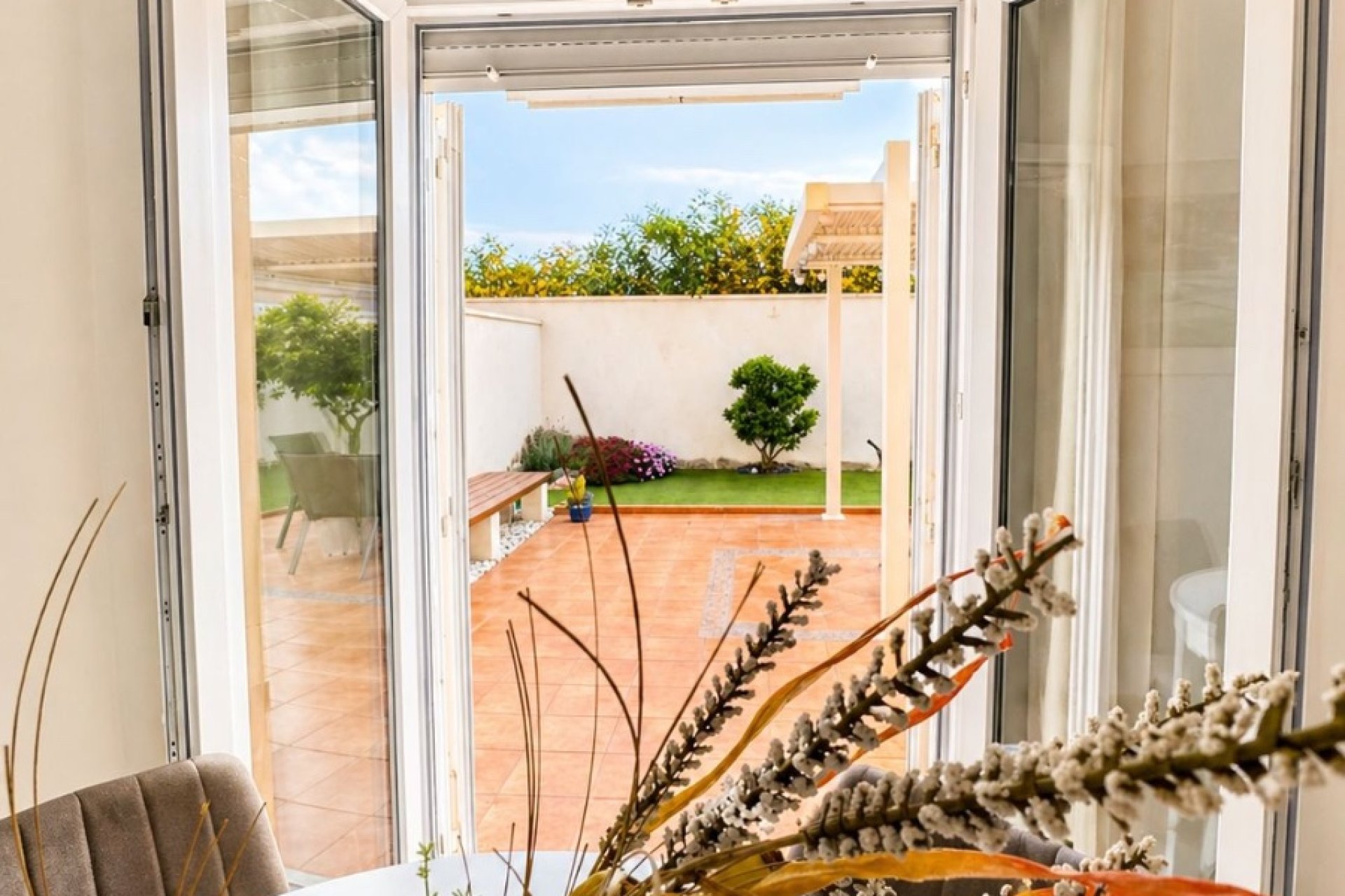 Resale - Villa - Torrevieia - Nueva Torrevieja