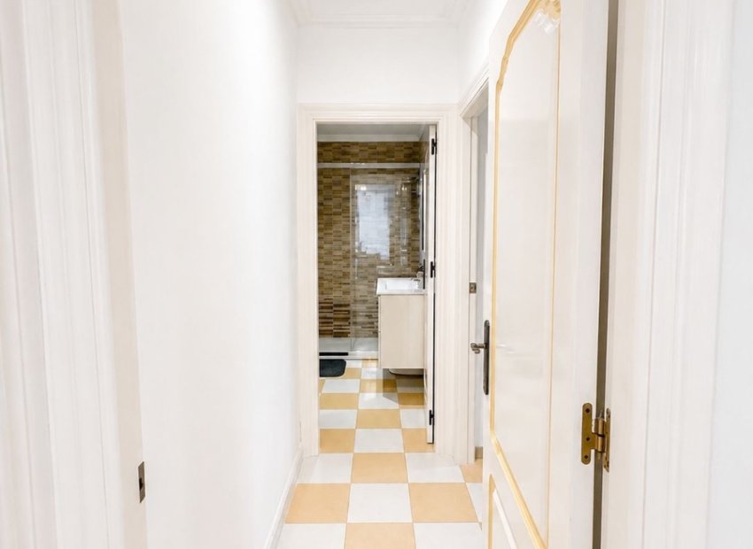 Resale - Villa - Torrevieia - Nueva Torrevieja