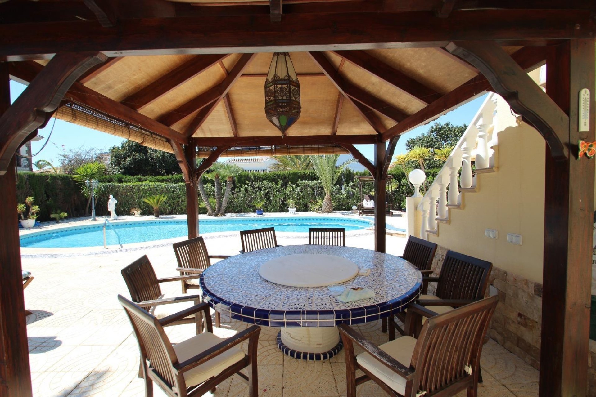 Resale - Villa - Torrevieia - Punta Prima