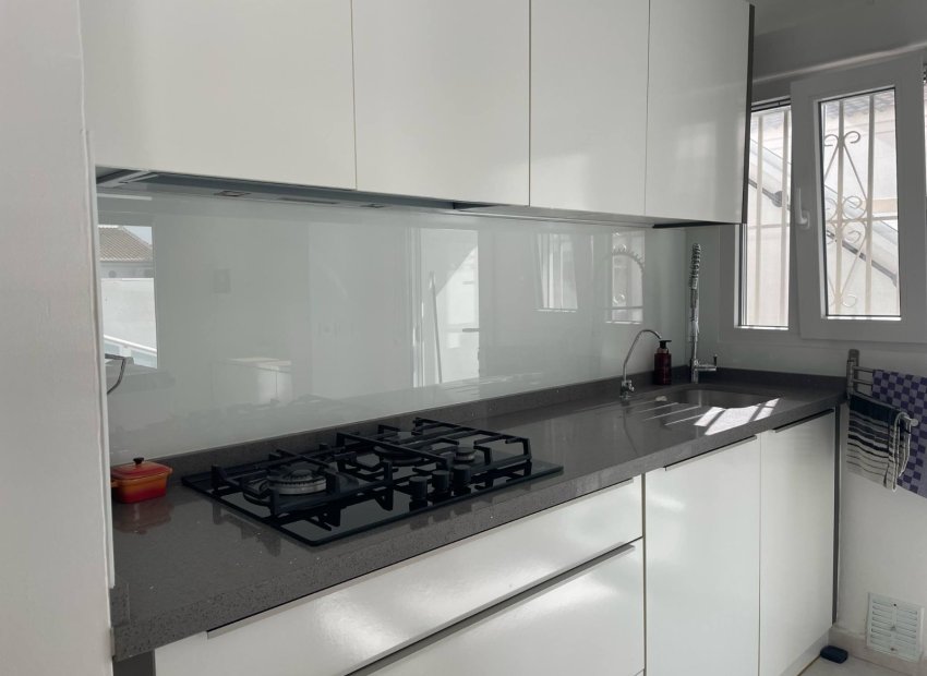 Resale - Villa - Torrevieia - San Luis