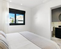 Resale - Villa - Torrevieia - San Luis