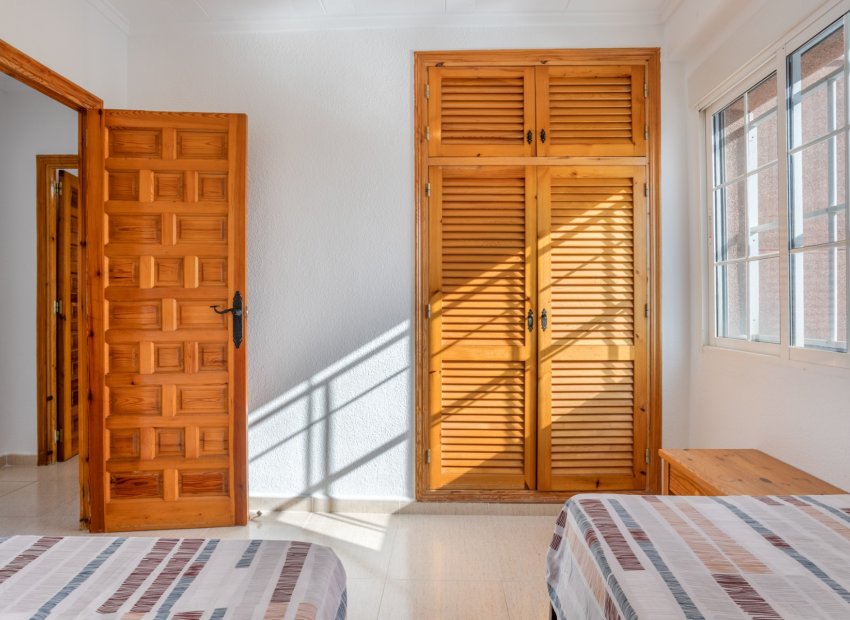 Resale - Villa - Torrevieia - San Luis