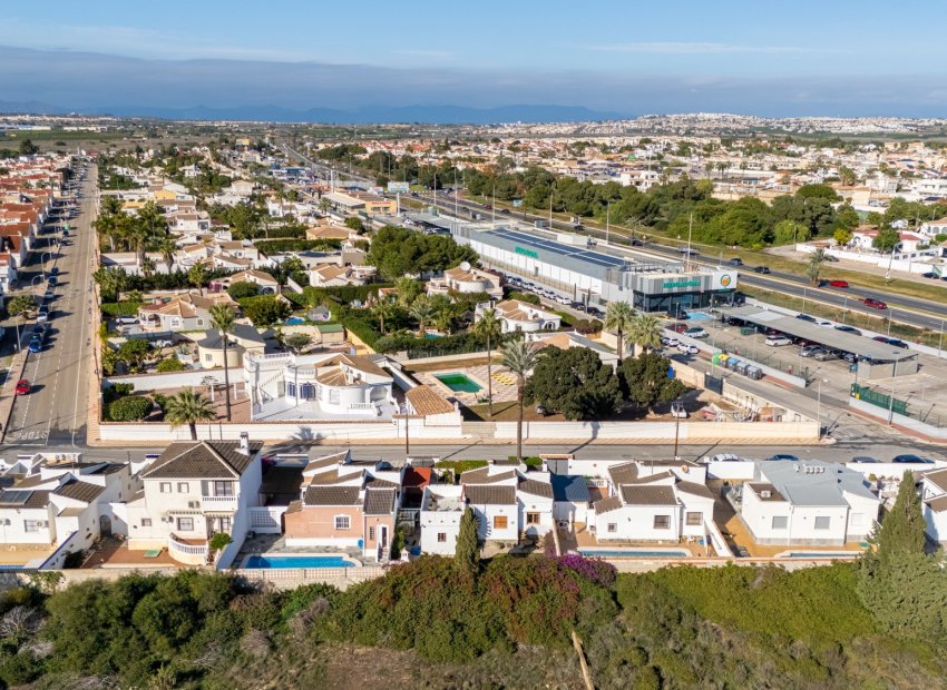 Resale - Villa - Torrevieia - San Luis