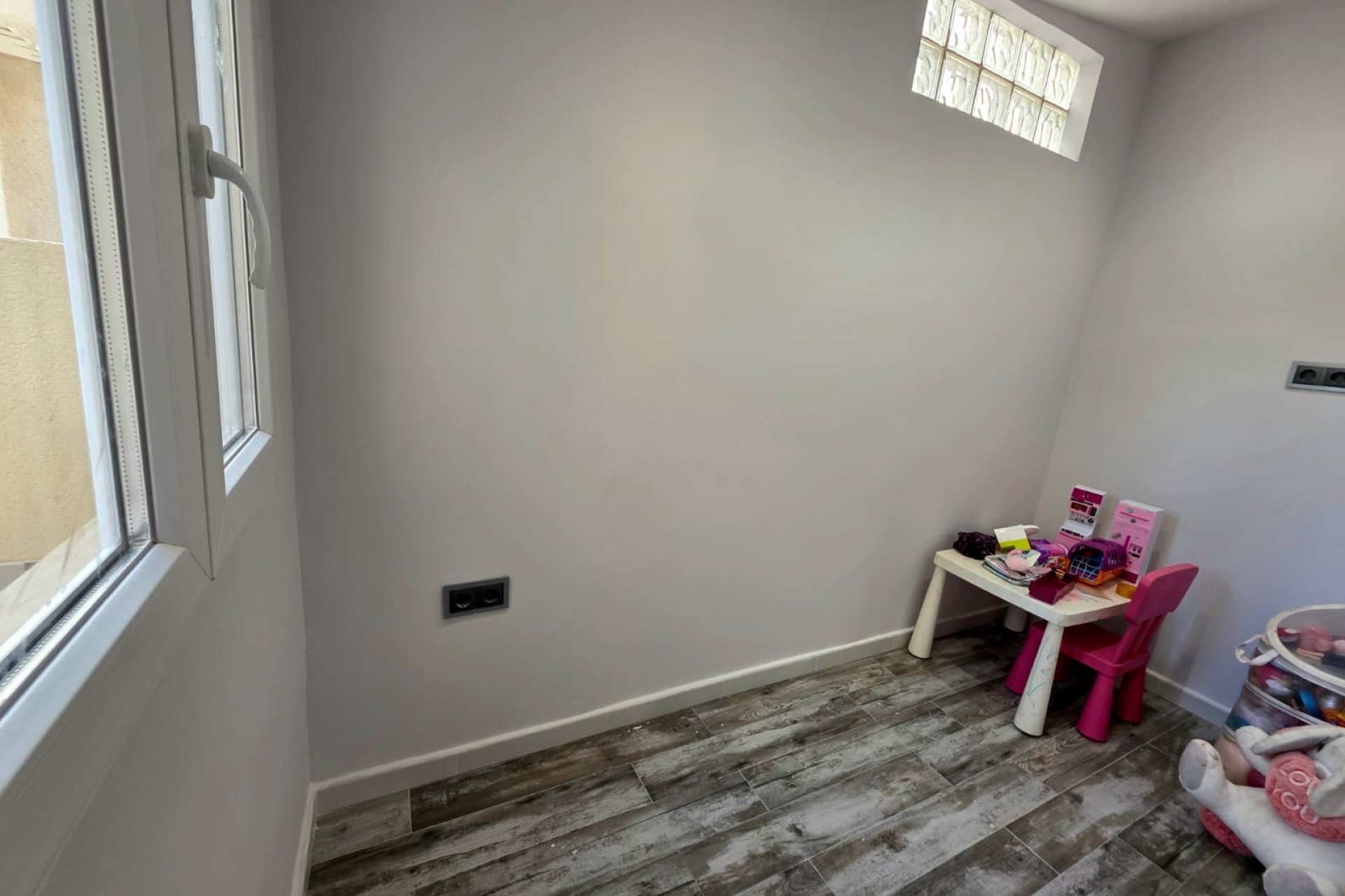 Resale - Villa - Torrevieia - Sector 25