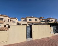 Resale - Villa - Torrevieia - Sector 25