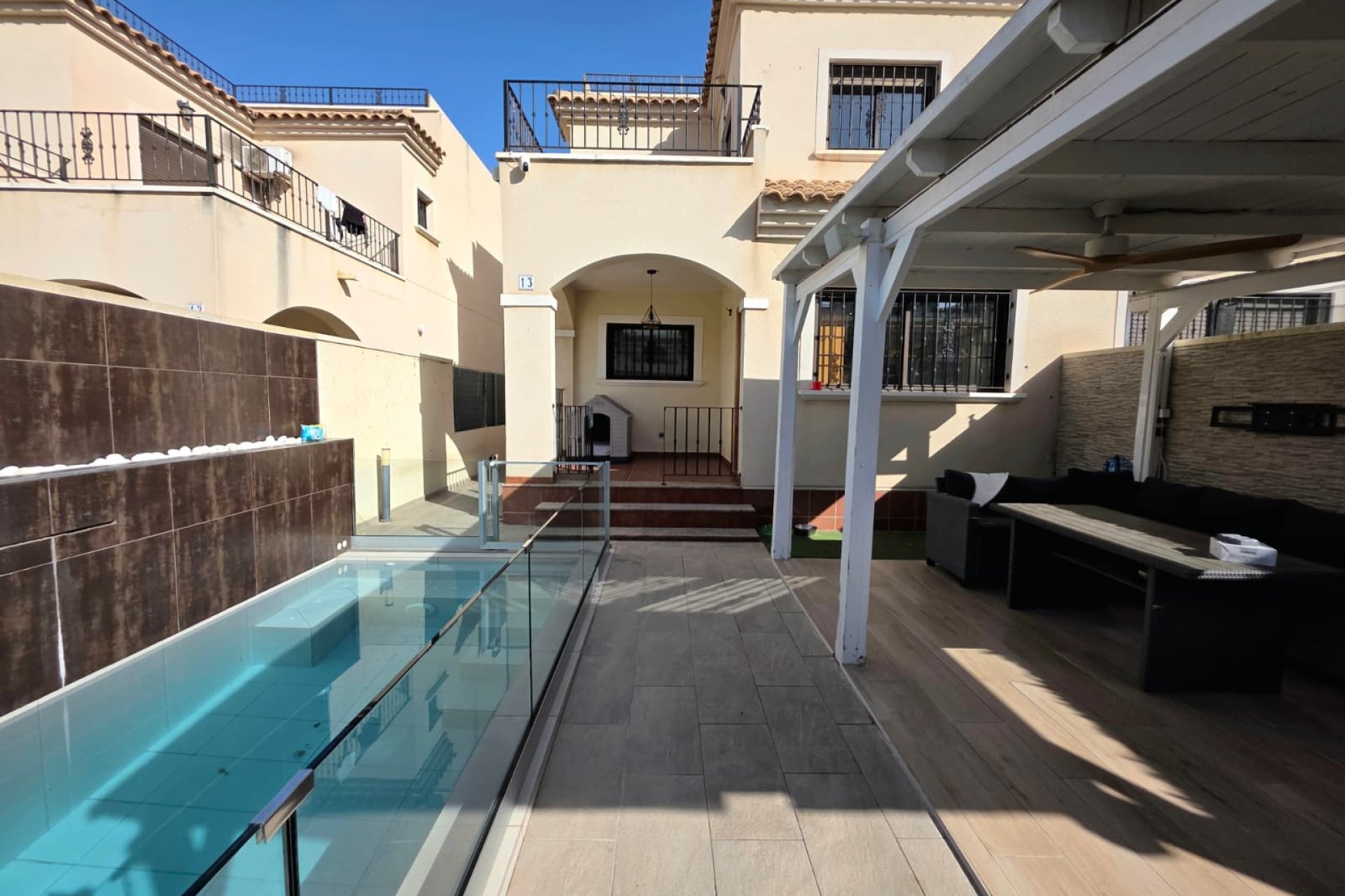 Resale - Villa - Torrevieia - Sector 25