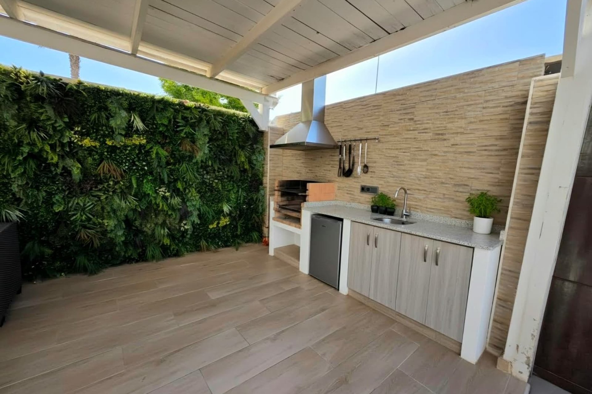 Resale - Villa - Torrevieia - Sector 25