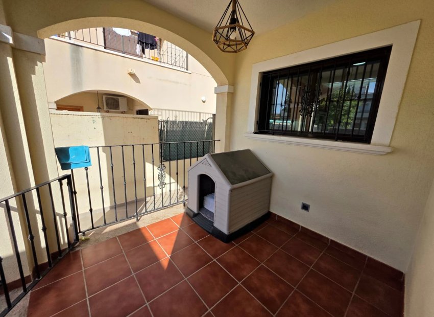 Resale - Villa - Torrevieia - Sector 25