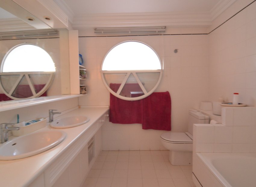 Resale - Villa - Torrevieia - Torreta