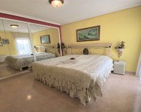 Resale - Villa - Torrevieia - Torrevieja