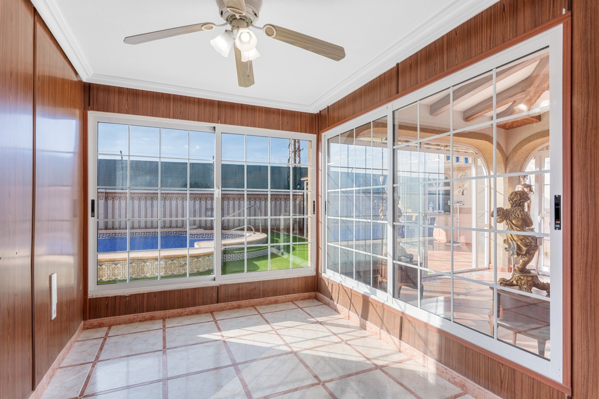 Resale - Villa - Torrevieia - Torrevieja