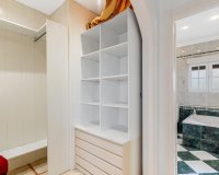 Resale - Villa - Torrevieia - Torrevieja