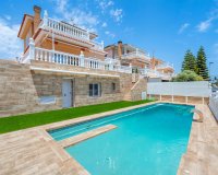 Resale - Villa - Torrevieia - Torrevieja