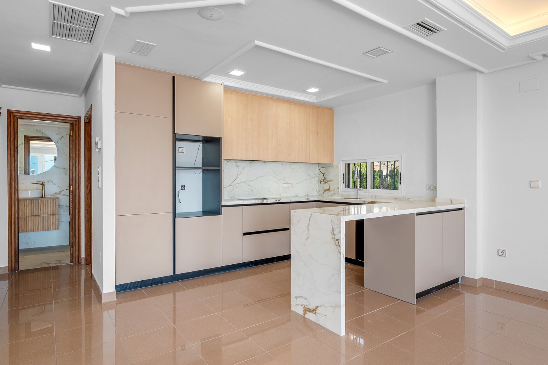 Resale - Villa - Torrevieia - Torrevieja