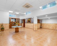 Resale - Villa - Torrevieia - Torrevieja