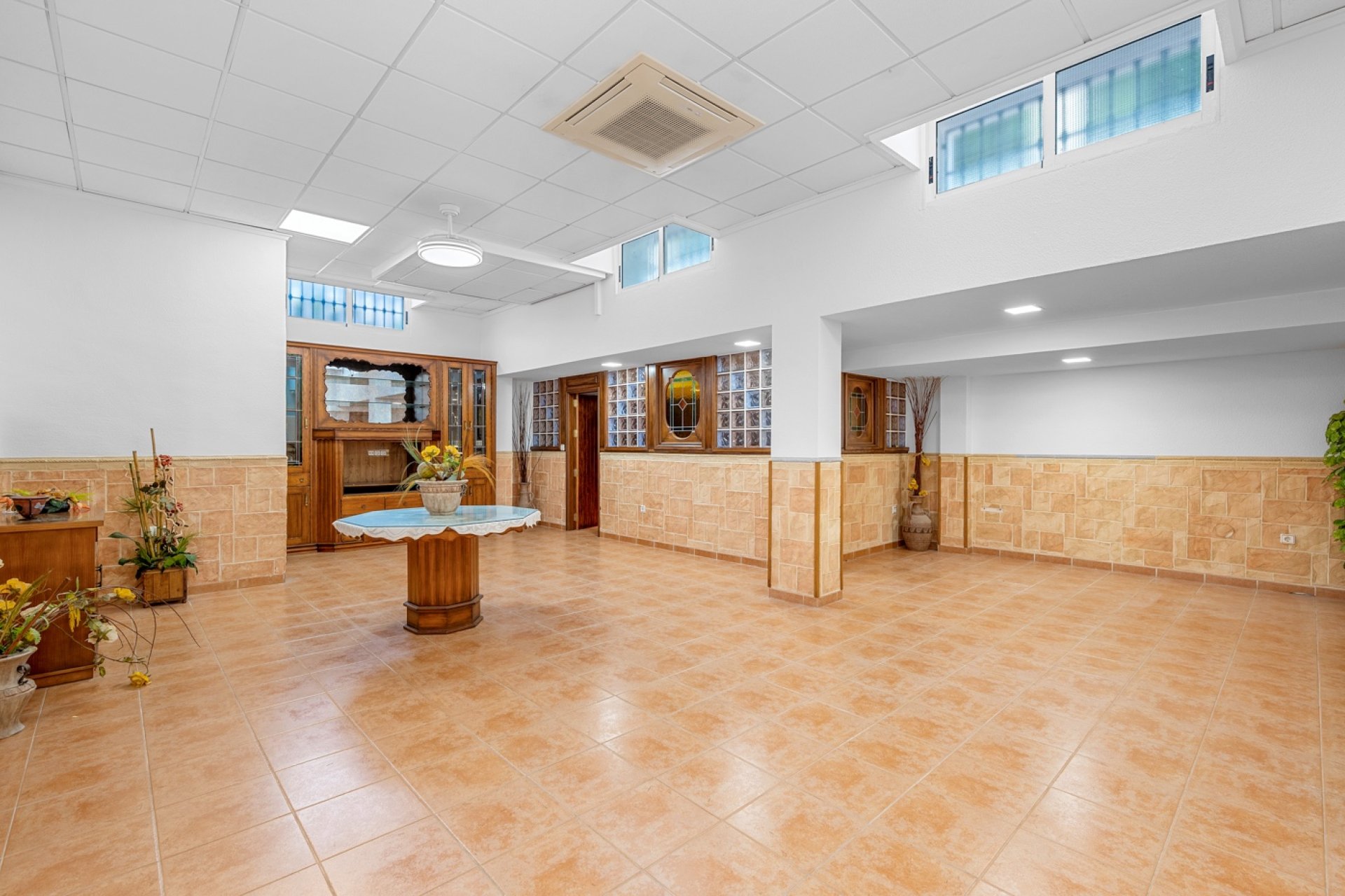 Resale - Villa - Torrevieia - Torrevieja