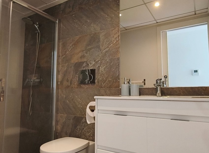 Resale - Villa - Torrevieia - Torrevieja