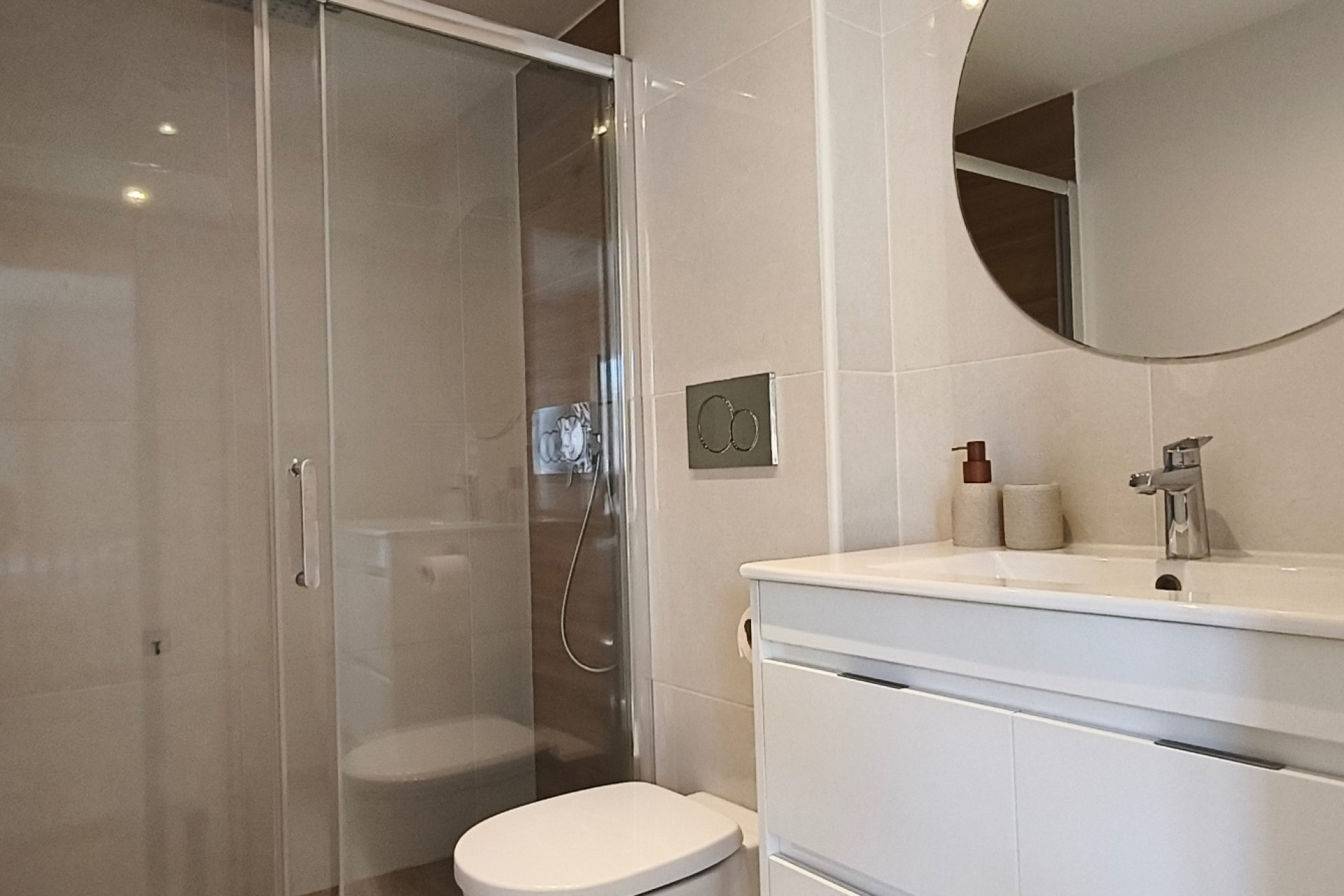 Resale - Villa - Torrevieia - Torrevieja