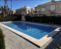 Resale - Villa - Torrevieia - Torrevieja