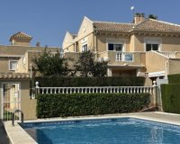 Resale - Villa - Torrevieia - Torrevieja