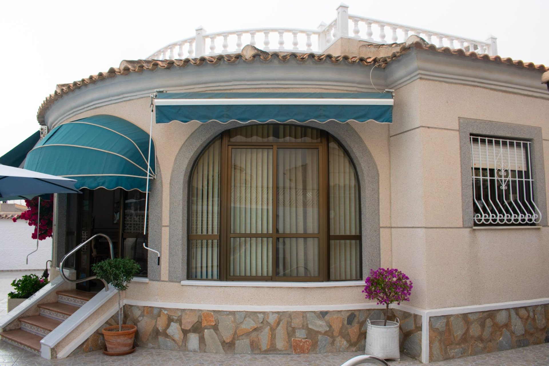 Resale - Villa - Torrevieia - Torrevieja