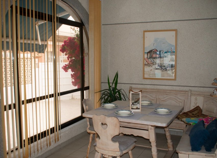 Resale - Villa - Torrevieia - Torrevieja